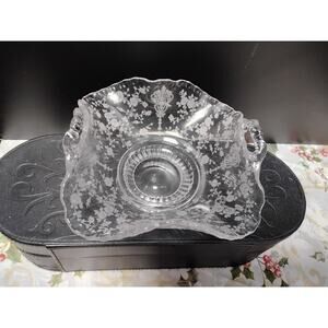 Cambridge Glass Vjntage Bon Bon Bowl etched Rosepoint pattern